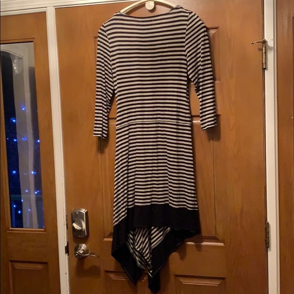 Asymmetrical Striped Dress - Picture 4 of 5